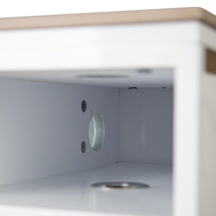 TAAM NAIL TABLE